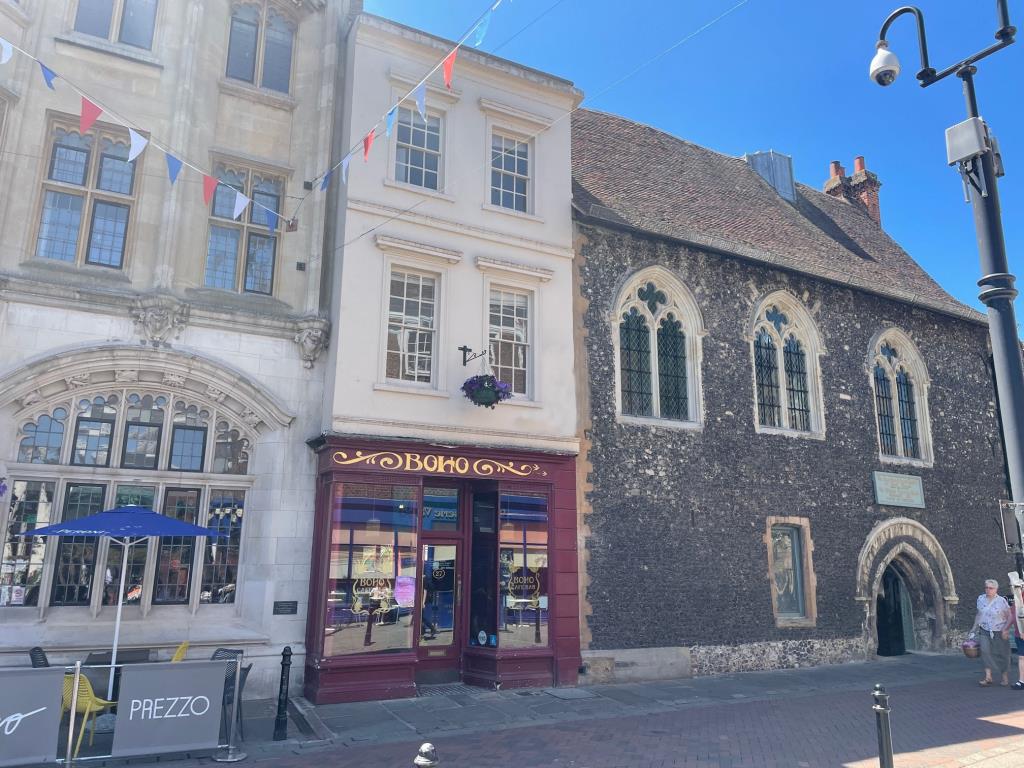Lot: 94 - PRIME CITY CENTRE FREEHOLD PROPERTY WITH POTENTIAL - Library Photograph taken in 2022